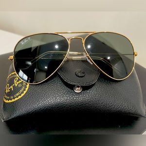 RayBan Classic Aviator Sunglasses - Gold and Black